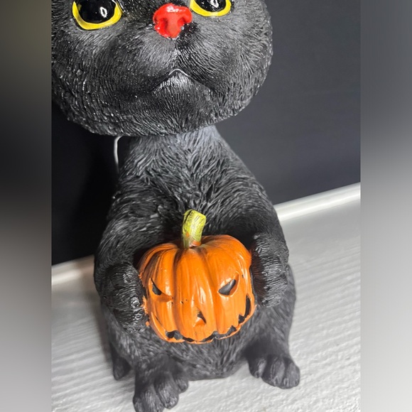 Black Cat Bobble Head Witch Figurine Halloween Decor Purple Hat 11.5” NWT - Picture 6 of 7